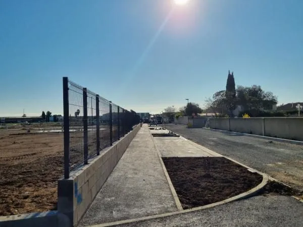 Terrain 255 m² Montady