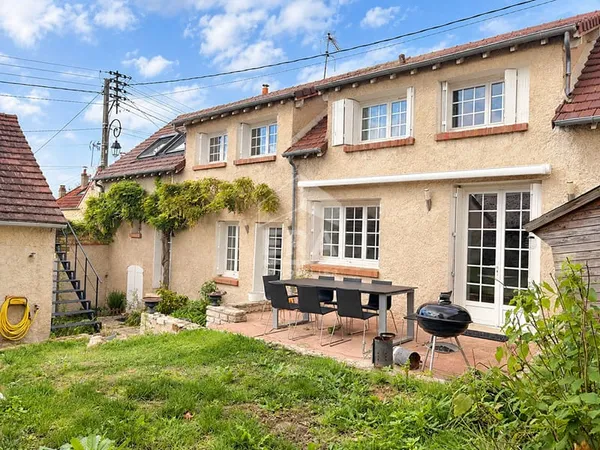 Maison type Longère de 5 pièces 3 chambres à Saintry sur Seine
