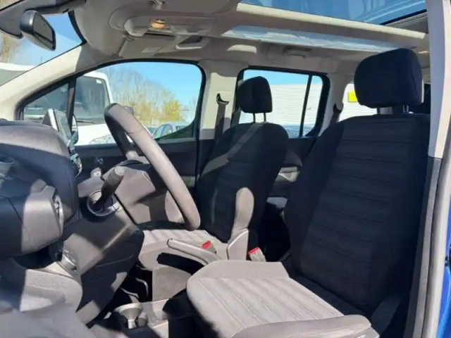 Opel Combo life l1h1 1.2 110ch edition — photo 10