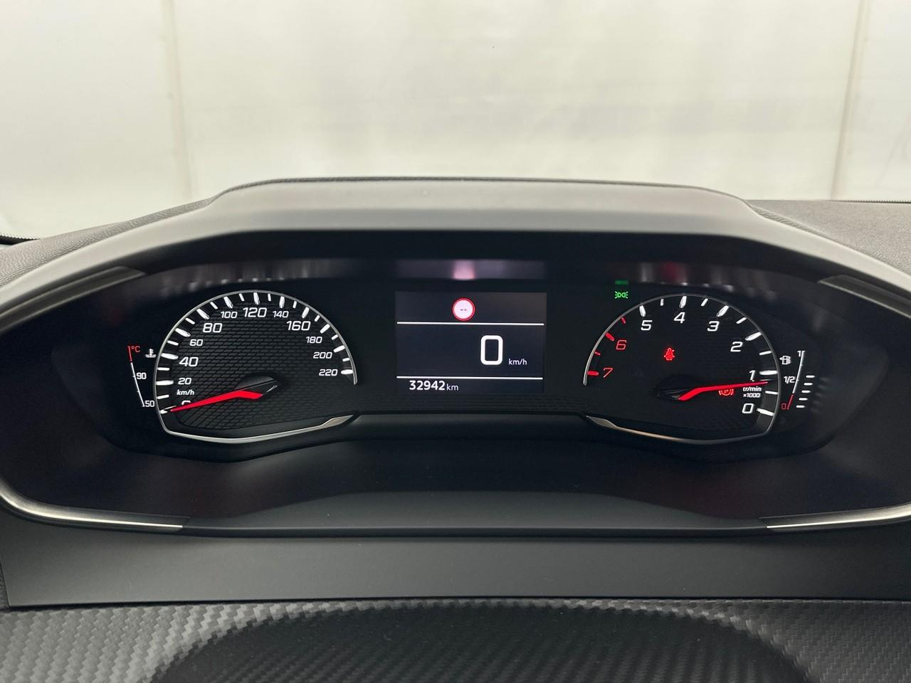 Peugeot 208 puretech 100 s&s bvm6 style — photo 21