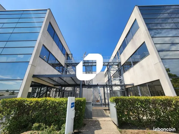Bureau 1 402 m²