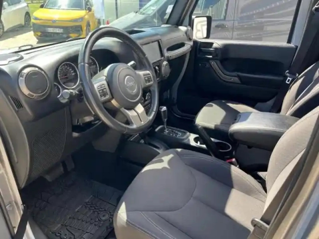 Jeep Wrangler unlimited 3.6 v6 284ch rubicon 2 bva — photo 22