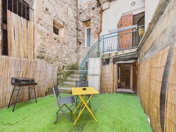 Duplex 4 pièces de caractère avec extérieur au coeur du village historique de Sospel - Sospel