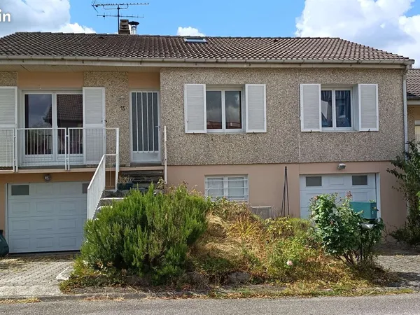 Maison individuelle de 110 m² habitables, 5-6 pièces, sur Terrain de 419 m², Heillecourt - 330.000