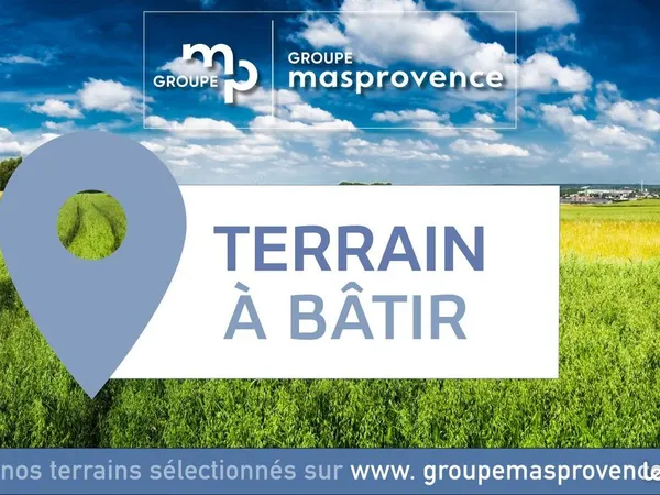 Terrain à bâtir de 800 m² à JOUQUES (13)