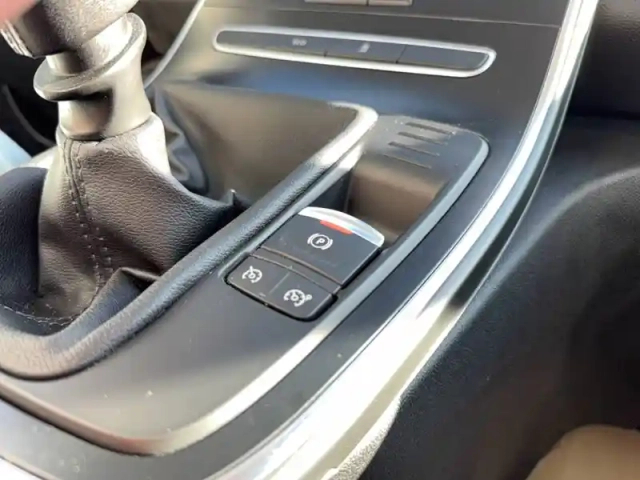 Renault Scenic blue dci 120 — photo 24