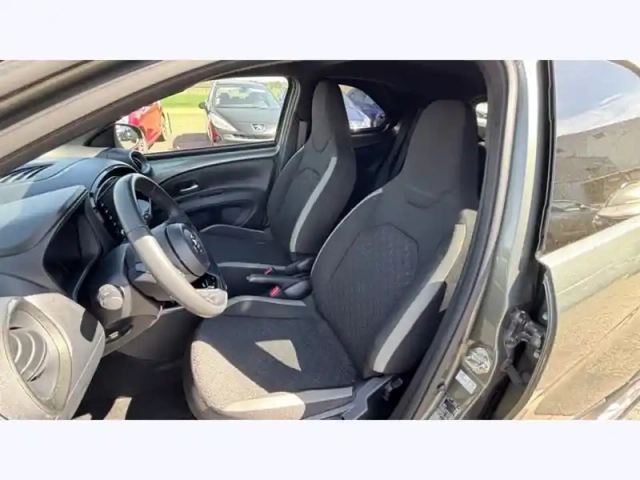 Toyota Aygo 1.0 vvt-i 72 design — photo 14