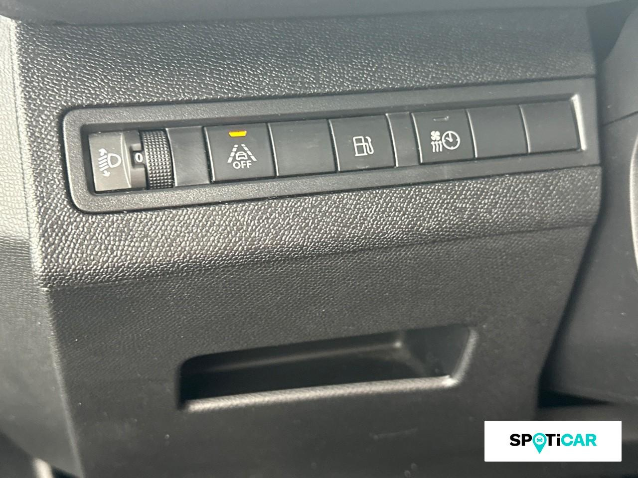 Peugeot 3008 hybrid 225ch allure e-eat8 — photo 17