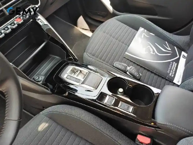Peugeot 208 electrique 50 kwh 136ch — photo 12