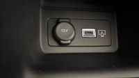 Peugeot 308 PHEV 180ch GT e-EAT8 — photo 30
