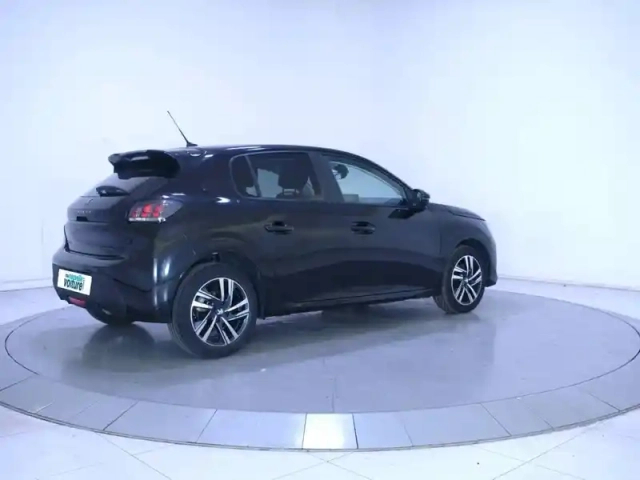 Peugeot 208 puretech 100 s&amp;s eat8 — photo 32