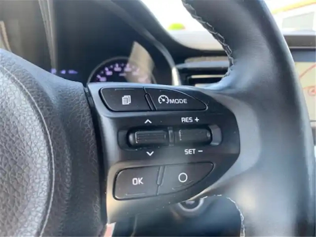 Kia Stonic 1.0 t-gdi 120 ch isg dct7 — photo 30