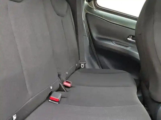 Toyota Aygo x 1.0 vvt-i 72ch design — photo 14