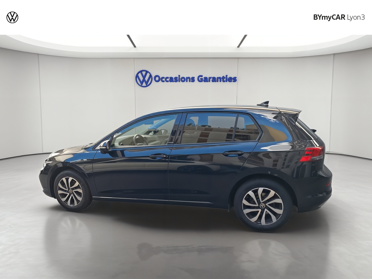 Volkswagen Golf 1.5 eTSI OPF 130 DSG7 — photo 2