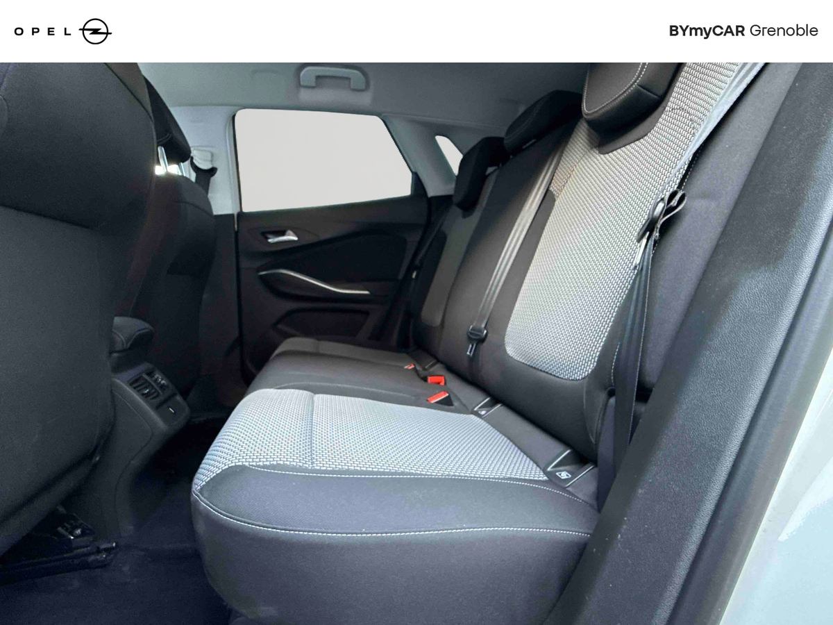 Opel Grandland X Business 1.2 Turbo 130 ch ECOTEC — photo 12