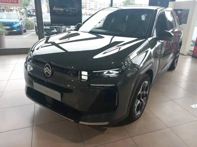 Citroën C5 Aircross hybride rechargeable 195 ch e-eat7 — photo 3
