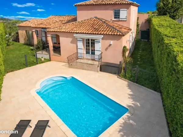 Villa 155m2 aux Camoins-Accates