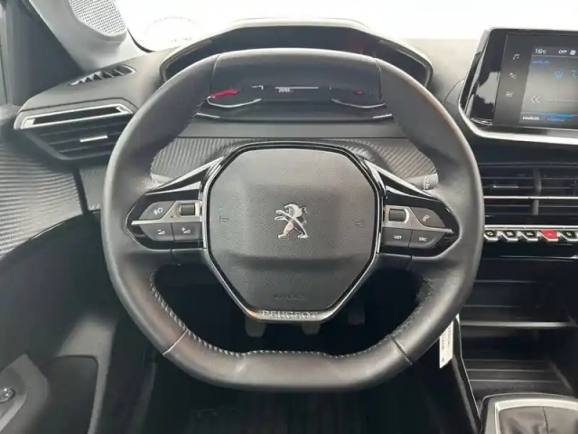 Peugeot 208 puretech 75 s&amp;s bvm5 — photo 35
