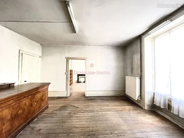 Local 215 m² monthureux sur saone