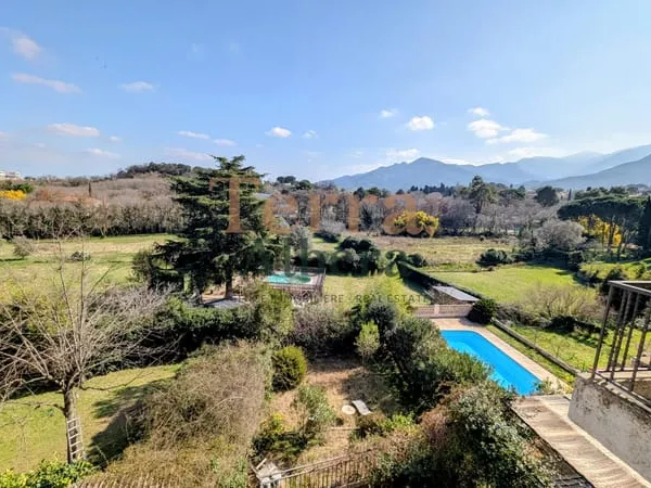 Laroque des Albères Appartement T2 de standing avec jardin p