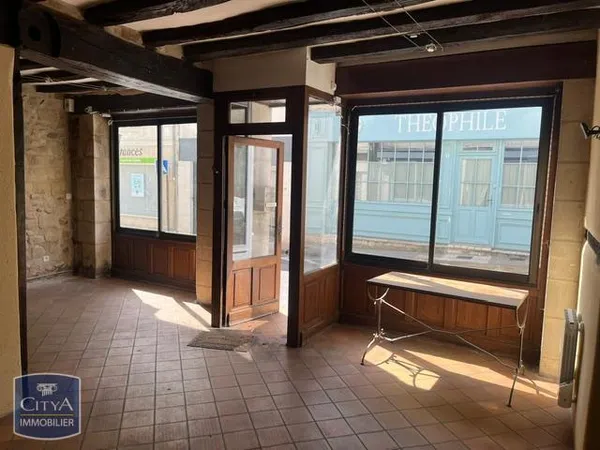 Local commercial 1 pièce 35 m²