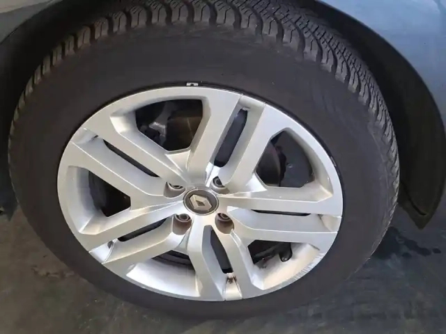 Renault Clio dci 90 e6c — photo 9