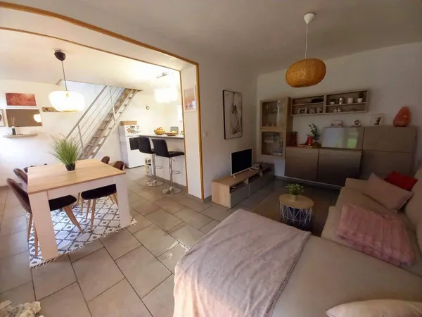 Maison 11 pièces 195 m²