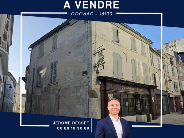 IMMEUBLE DE RAPPORT EN COEUR DE VILLE DE COGNAC - REVENUS LOCA