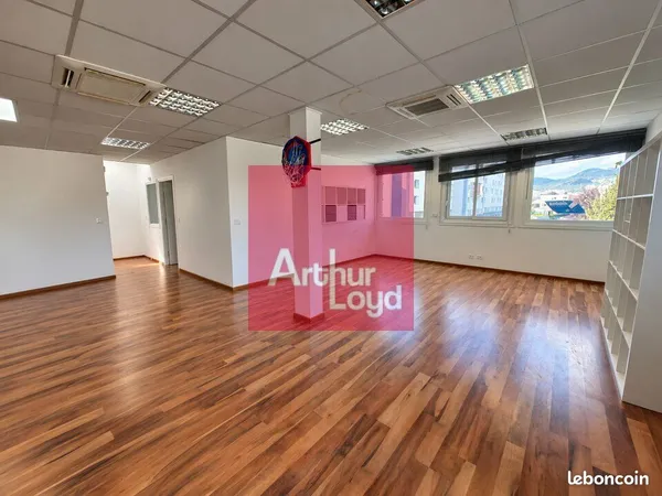 Bureaux 316 m² CLERMONT FERRAND