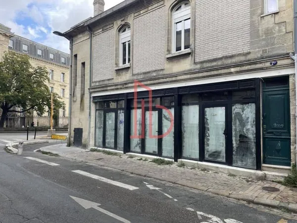 Bureaux 250 m²