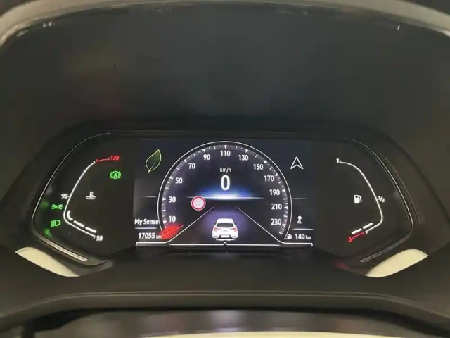 Renault Captur mild hybrid 140 — photo 47