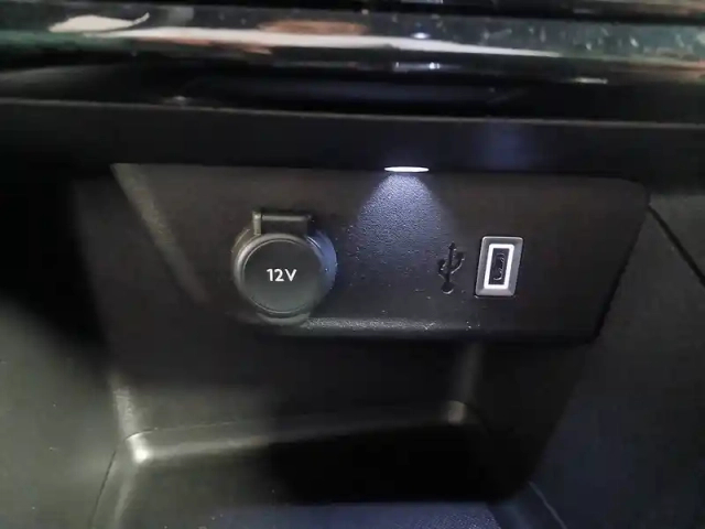 Opel Corsa 1.2 turbo hybrid 100 ch e-dct6 — photo 18