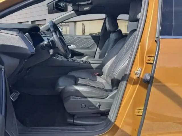 Ds Ds 7 crossback e-tense 4x4 300ch rivoli — photo 9