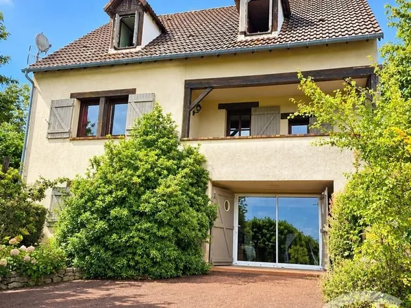 Maison 7 pièces 197 m²