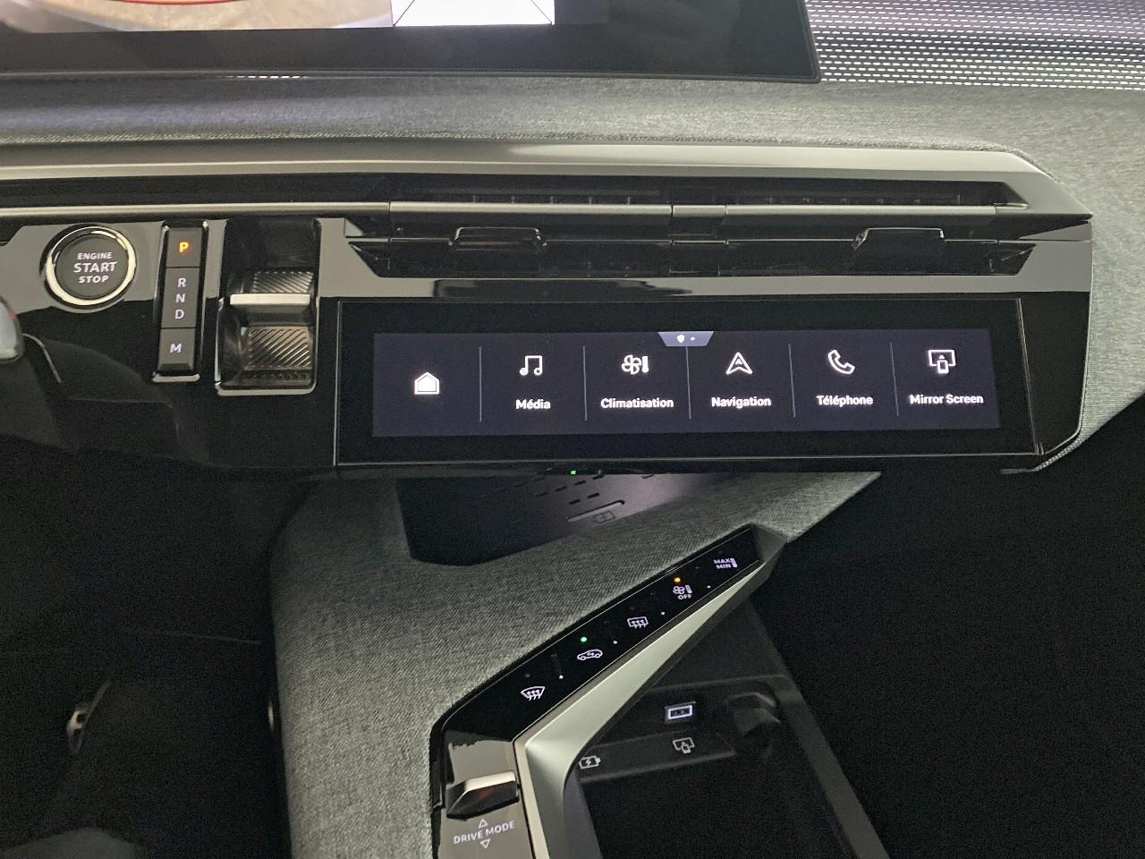 Peugeot 3008 hybrid 145 e-dcs6 gt — photo 17
