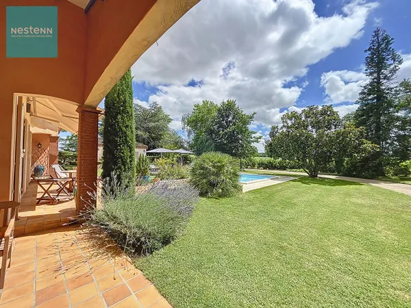 Magnifique villa 7 pièces à vendre avec 8500m2 de parc, piscine, 5 min de Revel 31250