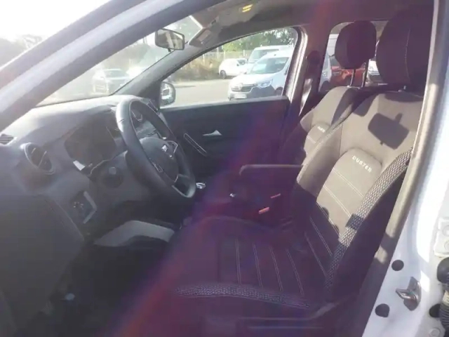 Dacia Duster blue dci 115 4x2 — photo 9