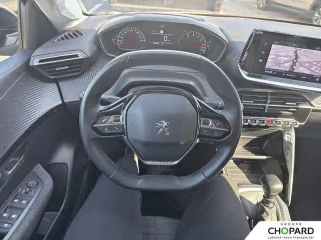 Peugeot 208 puretech 100 s&amp;s bvm6 — photo 17