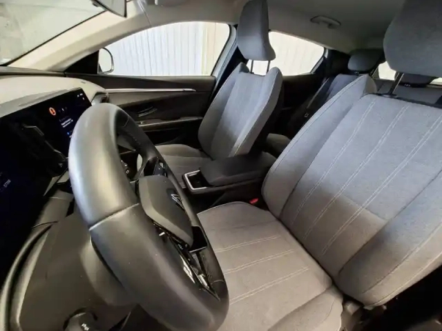 Renault Megane e-tech ev60 130ch optimum charge — photo 17