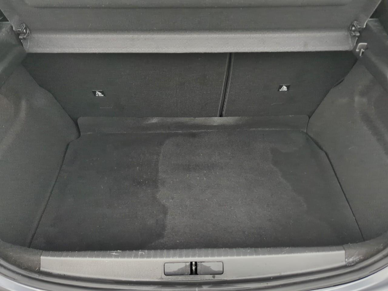 Peugeot 208 puretech 100 s&s bvm6 allure — photo 6