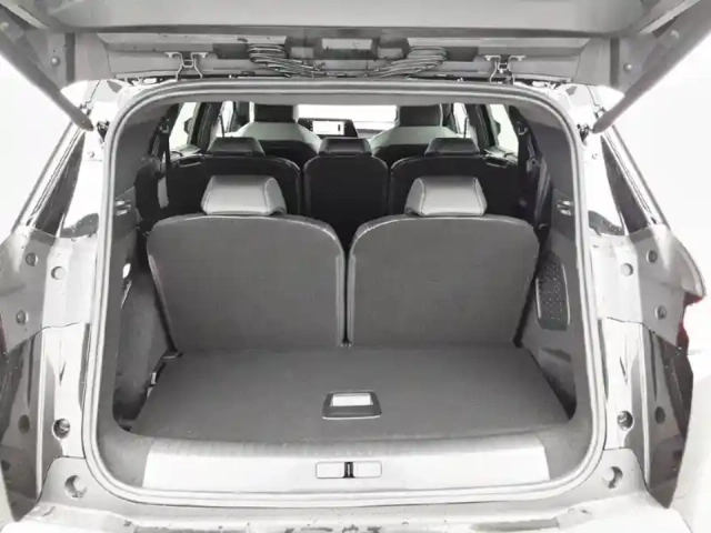 Peugeot 5008 hybrid 145 e-dcs6 — photo 6