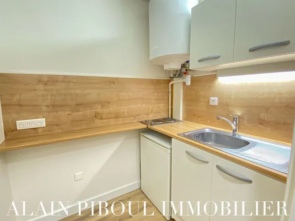 T1 - 27m ²