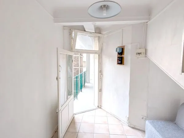 Pièce de 7,52m2 carrez - 8,95m2 au sol