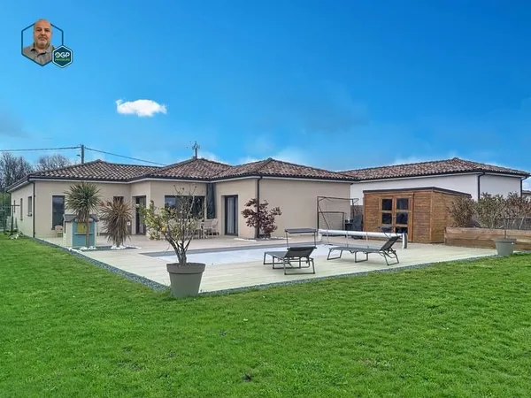 Maison T5 fronton