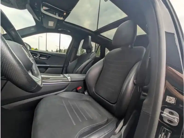 Mercedes Glc 300 e — photo 18