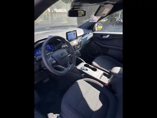 Ford Kuga 2.5 duratec 225ch phev st-line business bva — photo 11