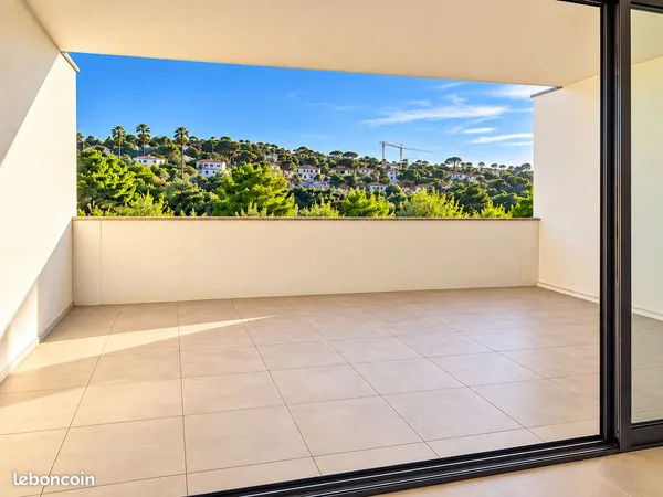 Appartement neuf terrasse, parking et box fermé - Centre de Porticcio - 495 000
