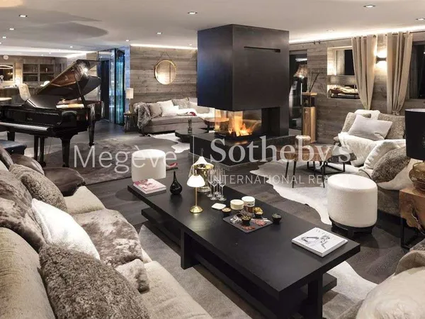 Chalet 13 pièces 900 m²