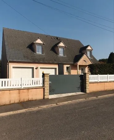 MAISON INDIVIDUELLE 157 m2 DOUBLE GARAGE LA FRANCHEVILLE