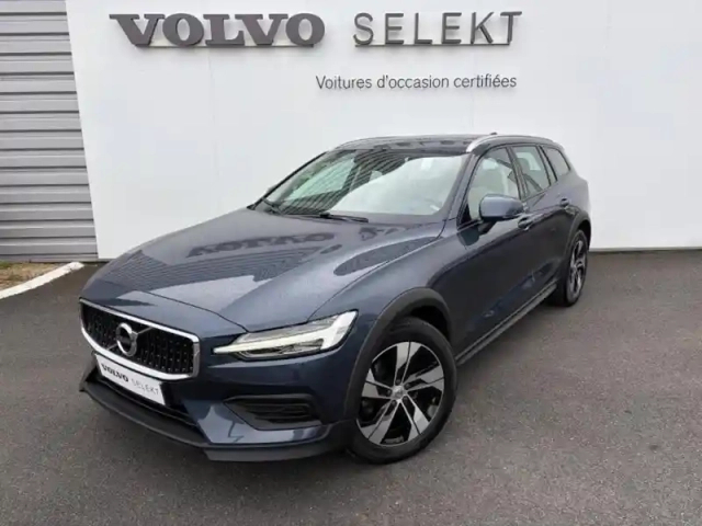 Volvo V60 cross country b4 awd 197ch pro geartronic